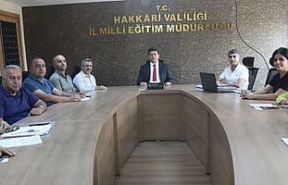 Hakkari’de bursluluk sınavı toplantısı yapıldı