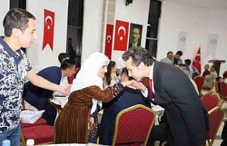 Hakkari’de gazi ve şehit aileleri onuruna yemek...