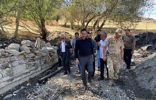 Hamur Kaymakamı Yıldırım, ilçeye bağlı köylerde...