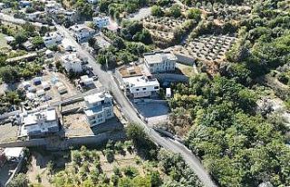 Hatay Büyükşehir Belediyesi beton asfalt çalışmalarına...