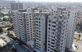 Hatay’da 13 katlı lüks binayı yıkmak için çözümü...