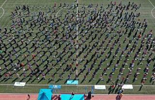 Hem zinde kaldılar hem eğlendiler