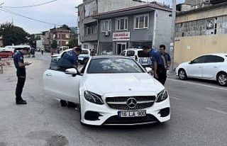 İki arkadaşa eş zamanlı silahlı saldırı: 1...