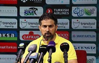 İlhan Palut: “Hafta hafta daha iyi görüntü veren...