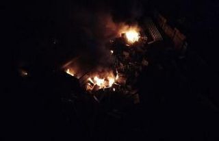 İnegöl’de geri dönüşüm tesisinde yangın