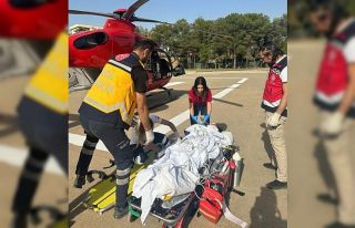 Irak’ta trafik kazası geçiren kadın, ambulans...