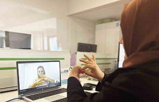 ’İşaret Dili Görüşme Hattı’ müşterilerin...