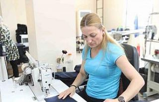 İşçi kıyafetlerini üretmek için kuruldu, şimdi...