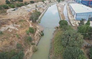 İSKİ’nin yarım bıraktığı dere ıslahı Halkalı...