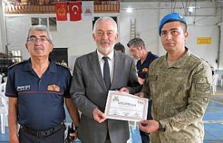 Isparta Belediyesi İtfaiyesi’nden askeri personele...