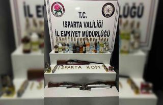 Isparta’da kaçak içki operasyonu