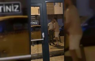 İstanbul’da taksici dehşeti kamerada: Yolcusunun...