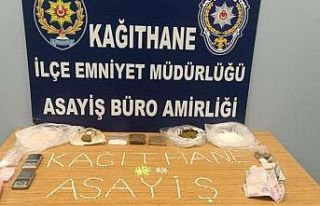 İstanbul’da uyuşturucu ticareti yapan 2 şahıs...