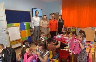 İzmit Belediyesi’nden öğrencilere kırtasiye...