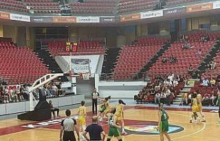 İzmit Belediyespor, yeni sezon öncesi 17. Erciyes...