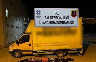 Jandarma Edremit Körfezi’nde düzensiz göçmenlere...