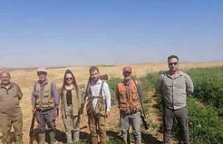 Kaçak avlanan 4 kişiye ceza kesildi