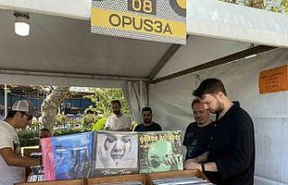 Kadıköy’de bu yıl plaklar Barış Manço anısına...