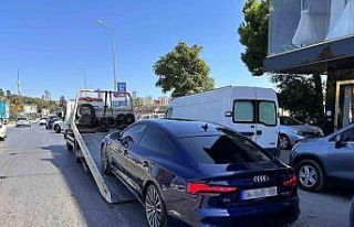 Kadıköy’de denetim noktasından kaçan sürücüye...