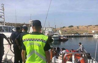 Kaptanı alkollü olan teknede 25 kaçak göçmen...