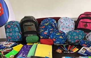 Kars Belediyesi’nden öğrencilere kırtasiye desteği