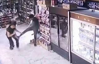 Kartal’da tekel bayi içinde bıçaklı sopalı...