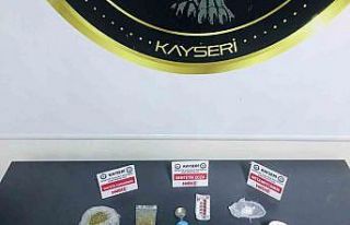 Kayseri’de uyuşturucu operasyonu: 9 gözaltı