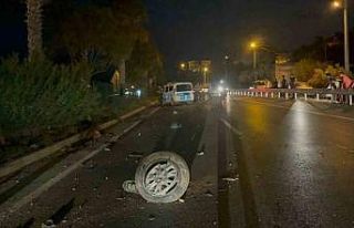 Kaza yapan sürücü aracı bırakıp kaçtı