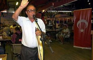 Kemençe çalarak validen ruhsat istedi