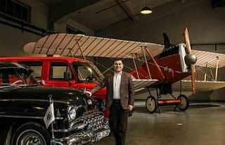 Kepez’in Araba Müzesi’ne, Otomobil Festivalli...