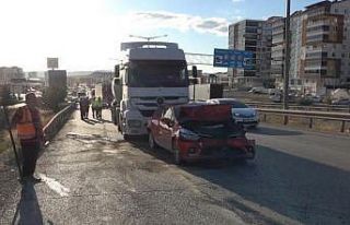 Kırıkkale’de zincirleme kaza: Otomobil hurdaya...