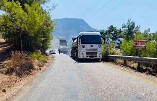 Kırsal mahallelerde yol çalışmaları devam ediyor