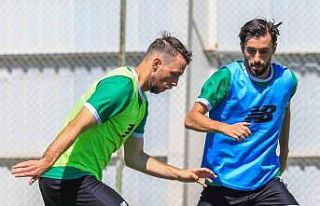 Konyaspor, Çaykur Rizespor maçı hazırlıklarını...