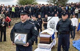 Kosovalı şehit polis Afrim Bunjaku, devlet töreniyle...