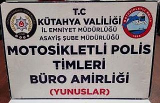 Kütahya’da ehliyetsiz sürücü uyuşturucuyla...