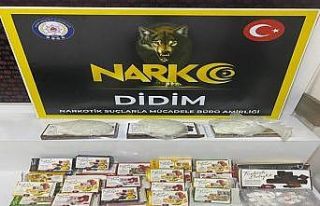 Lokum paketine uyuşturucu saklamışlar