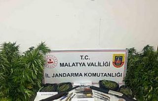 Malatya’da jandarmadan zehir tacirlerine büyük...