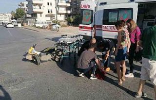 Manavgat’ta otomobil ile motosiklet çarpıştı:...