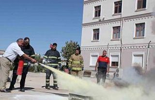 Mardin’de kamu kurum ve kuruluşlarına yangın...