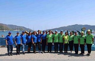 Marmaris’in sokaklarına kadın eli değdi