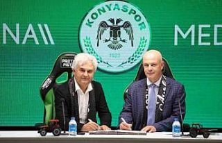 Medicana ile Konyaspor sağlık sponsorluğu anlaşmasını...