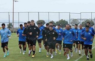 Menemen FK, çıkış arıyor