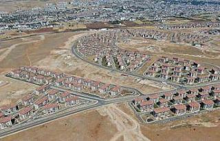 Meryem Dağı, yapılan 12 bin TOKİ konutu ile adeta...