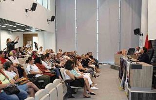 Mezitli Belediyesi, meme kanseri farkındalık eğitimi...