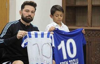 Minik taraftar hayaline kavuştu