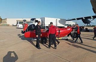 MSB: “Arama-kurtarma ekipleri ile yardım malzemelerini...