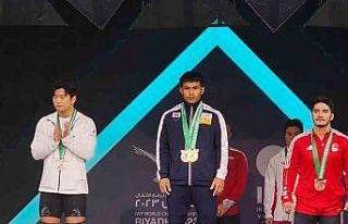 Muhammed Furkan Özbek, dünya üçüncüsü oldu