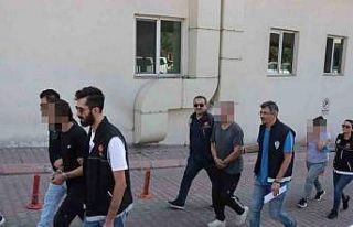 Narkotik göz açtırmıyor: 3 gözaltı