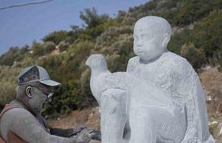 Neopolis’te mermer bloklar şekillenmeye başladı