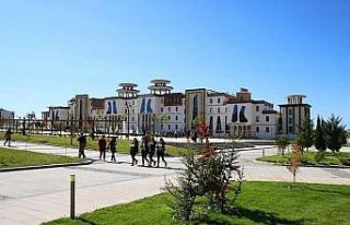 NEVÜ’den öğrencilere yönelik ‘Kariyer Merkezi...